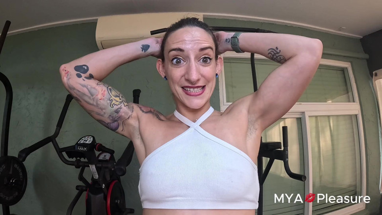 MYA Pleasure: Gym buigen