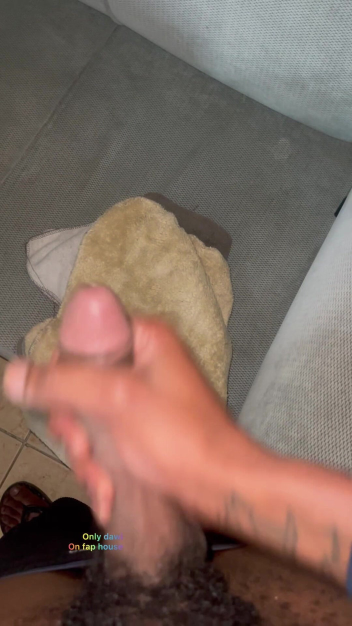 Only_dawi: Moment uimitor când un băiat frumos homosexual se joacă cu...