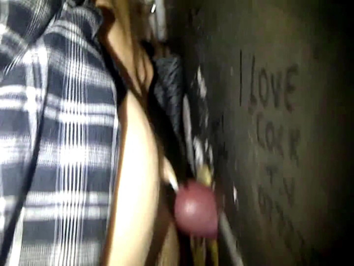 Dogging after dark: Réel glory hole