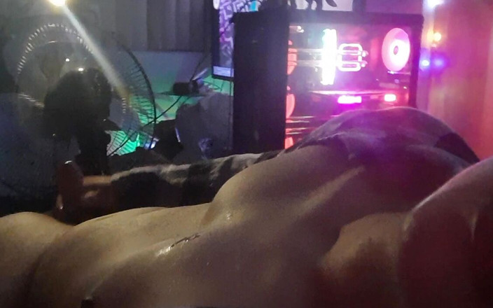 Lymph Guy: Menunggang Lelaki Handicap Sehingga Dia Pancut Ke Dalam Awak