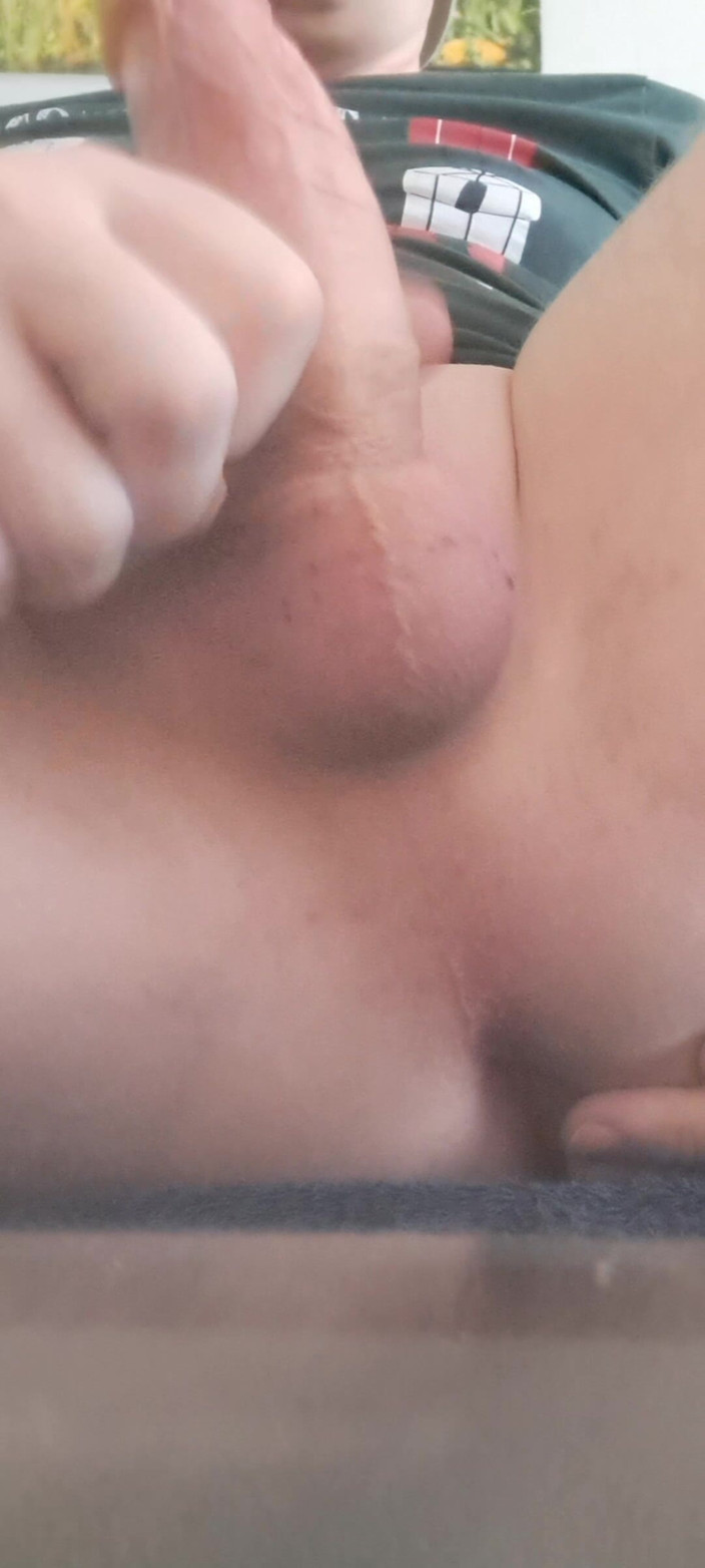 Becky_Boy: Pour la première fois avec un gros gode !