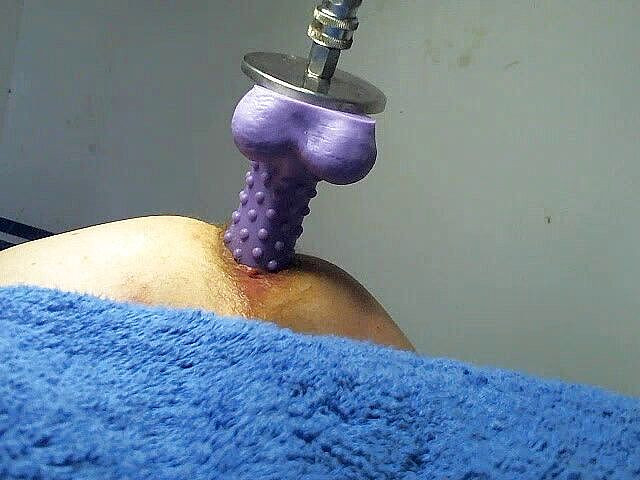MeandI2: chudaee mashin aur hejhog dildo 1