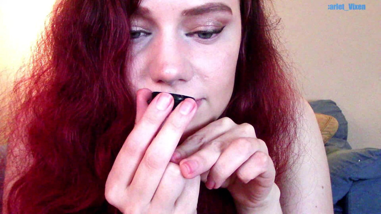 Scarlet Vixen: Sneeze Experiment Fail-blooper - Spices &amp; Tissue Kitzeln (wmv)