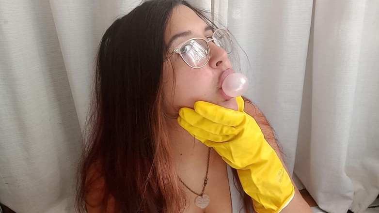 melu_world: Bubblegum sarung tangan lateks dan balon sepong - bunny looner