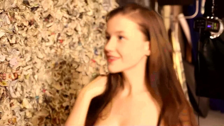 Watch4beauty: Innocent Emily