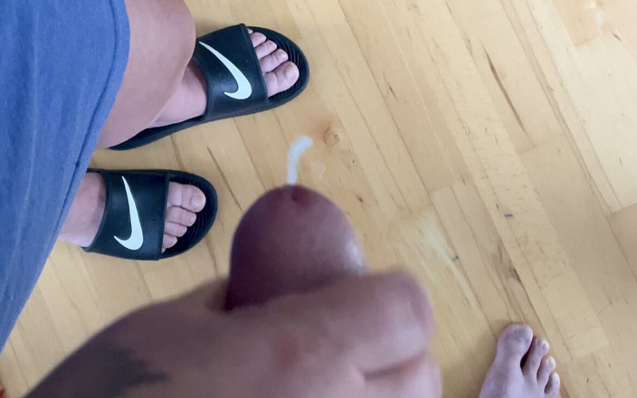 Princess Jeanne: Melancap amatur orgasme pagi kaki yang bagus