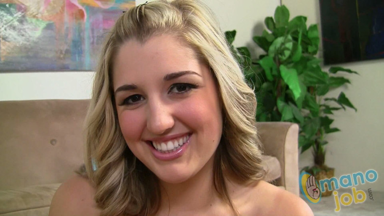 Mano Job: Dayna Loves Dick
