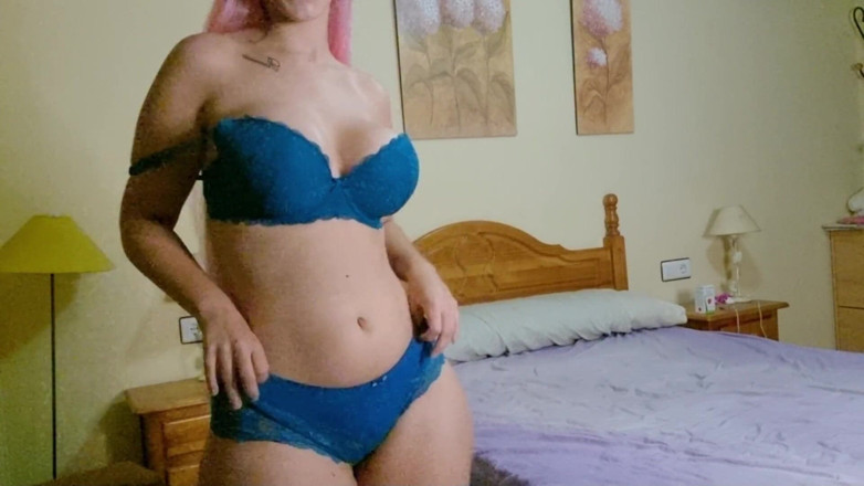 Holycandy: Voisine sexy, partie 2