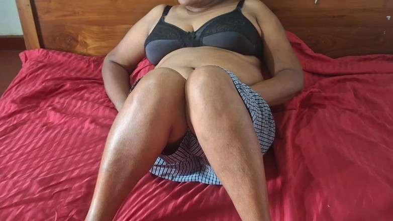 Teena New: Hood Bitch with a Big Booty on Bed