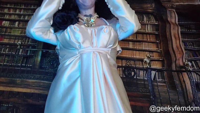 Geeky Femdom: Lady Dimitrescu's Pet