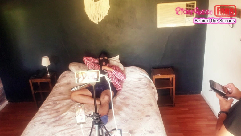 Riderqueen: Vídeos para Fãs, Bastidores
