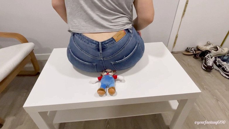 Your fantasy studio: Plushie ngồi lên mặt vid tùy chỉnh