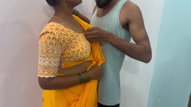 Mary V: Coppia mallu in una scopata romantica calda a Saree, coppia...