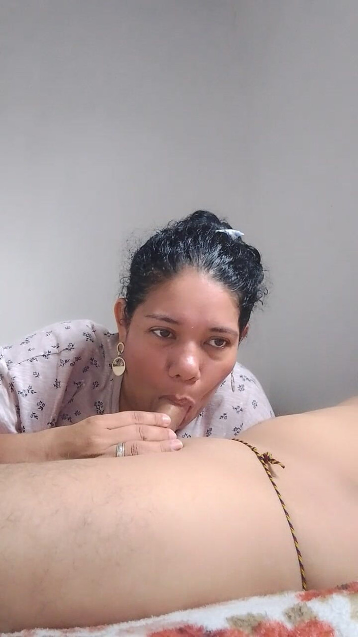 Valkyrieandluigy: La mamada de mi verdadera esposa amateur