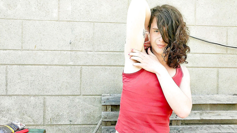 Sara B: Tôn sùng lông nách