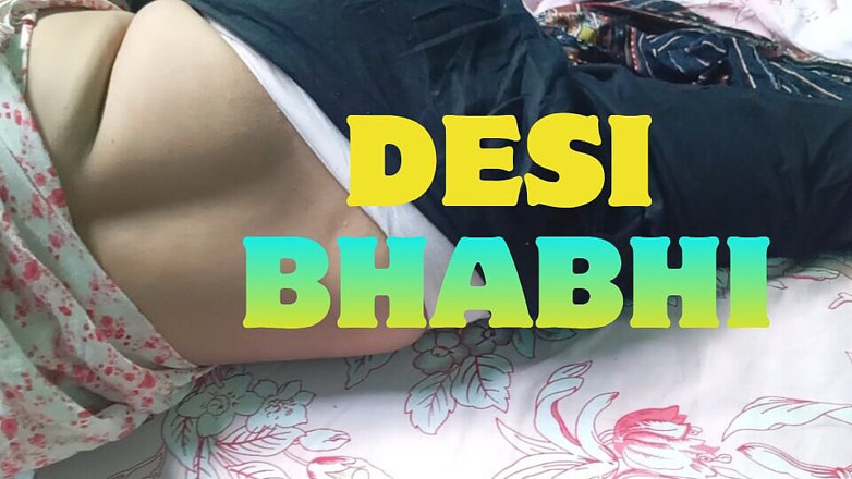 Sumahomesex: Buổi chiều của Bengali Bhabhi khoe âm hộ và đít của cô ấy