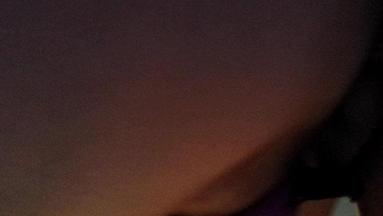 Morningwood: POV, une chatte juteuse et sexy squirte sur une bite...