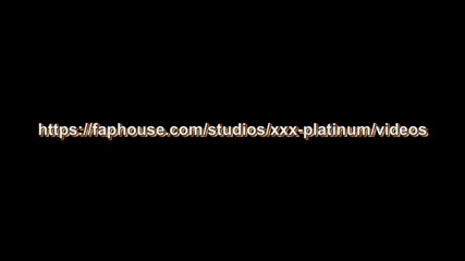 XXX-Platinum: Сексуальна жінка смокче маленький член друга тата. Член, сперма, багато сперми.