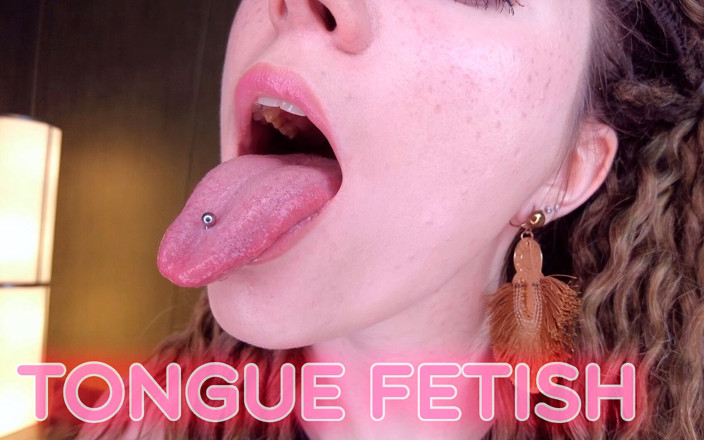 Stacy Moon: Fetiche de lengua perforada