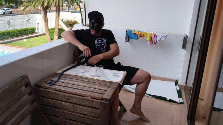 Master Dansan: Ochtend op vakantie