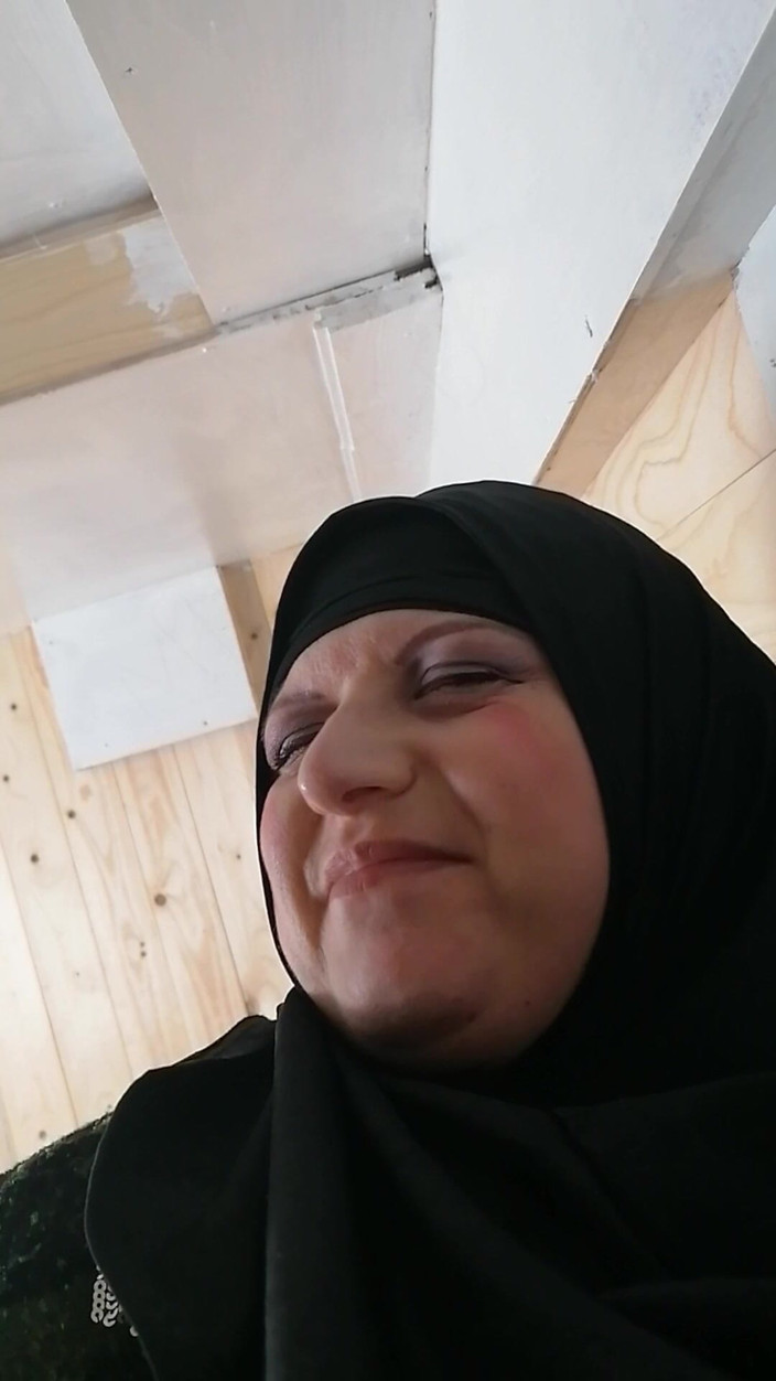 Asisa_oz: Мой муж живёт наверху в квартире, а мой возлюбленный — это я внизу, в холодном подвале.