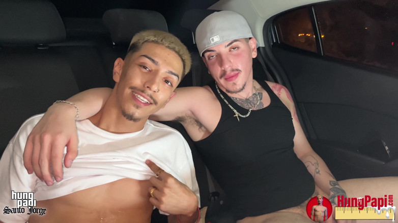 Hung Papi: Kouření My Dl Homie Auto Zábava Hardcore Gay anál
