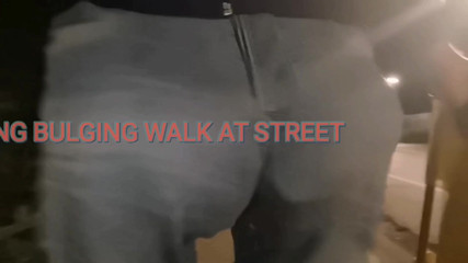 Monster_Meat_: Passeggiata serale gonfia in strada
