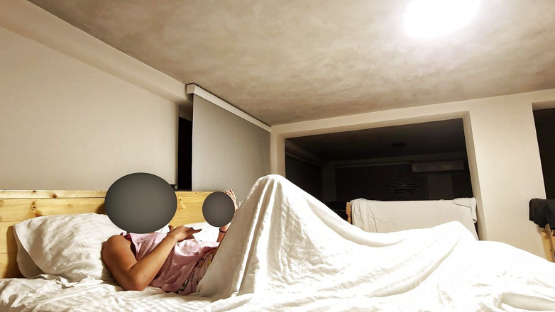 Vickyscotland: Capturados se masturbando assistindo vídeos em seu celular