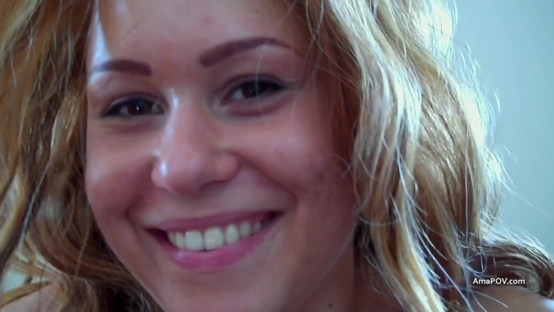 AmaPOV: Sento le tette morbide e la figa di jenny prima...