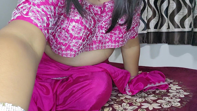 Indiansissychubby: Guardalo Il Mio Nuovo Sari