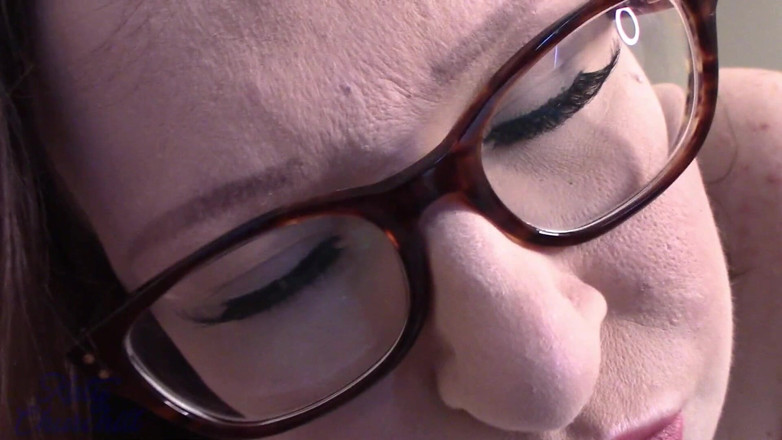 Katy Churchill: Sexe avant de se coucher avec sa copine BBW poilue