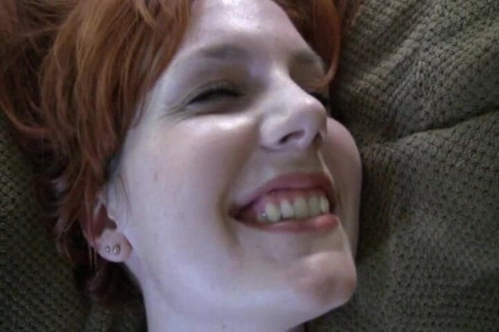 Porn Nerd Network: Порно ботаник: Katie: Фиолетовая игрушка