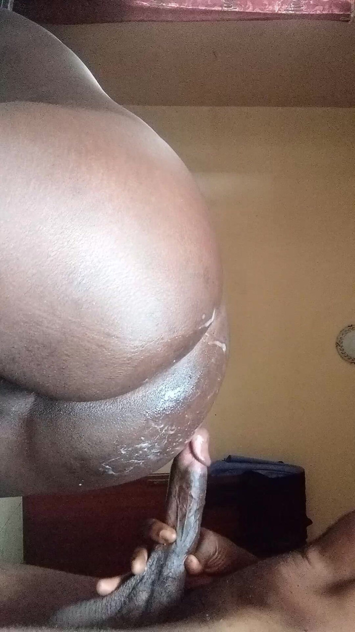 Londiq girls: Benutze Deinen 10-zoll-schwanz, Um Mich Gnadenlos Zu Ficken, Ich Liebe Deinen...