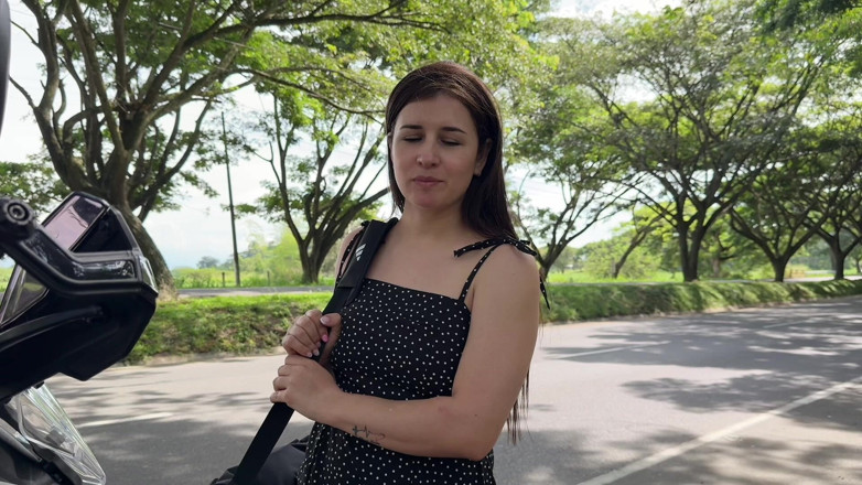 Sweetfantasy131: Une latina n’est pas infidèle à son mari chauffeur de camion...