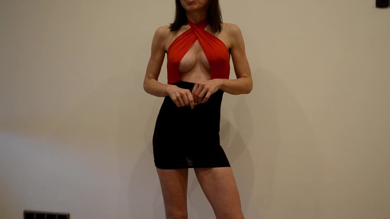 Mistress Mary: 私の胸に射精し、すべてを舐めてください
