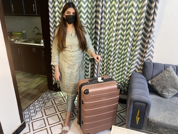 Sarakhan: मेरा सौतेला बेटा अपनी सौतेली मम्मी को ठीक करना जानता है