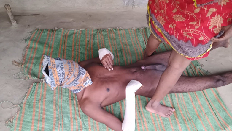 Yousokhona: Une bhabhi desi se fait baiser le matin
