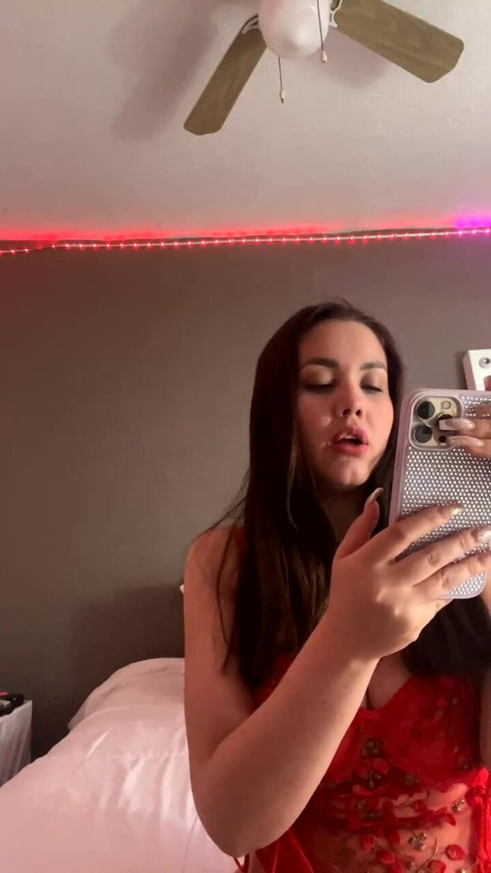 Marian Franco: Latina-schätzchen mit dicken titten zeigt ihren körper live