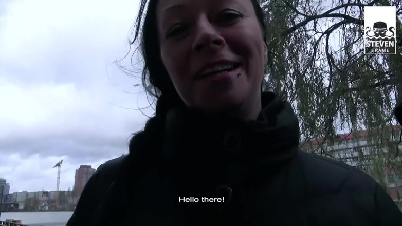 Steven Shame: Fără lenjerie intimă: Matură sexy vine să se fută în aer...