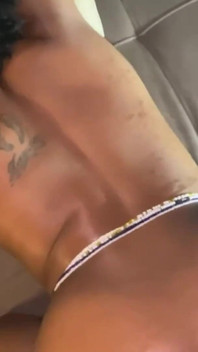 Sexgodpicasso présente la meilleure partie de son réveil