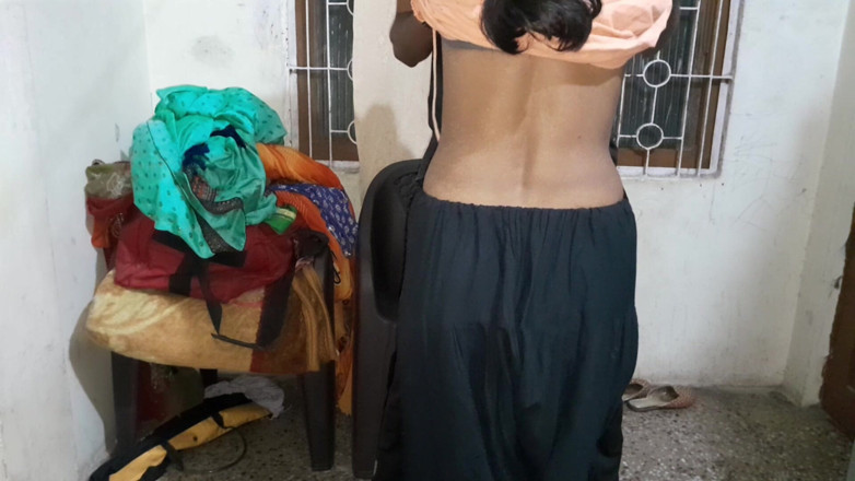 xxxking: Ma belle-sœur desi du village indien exige une bite et...