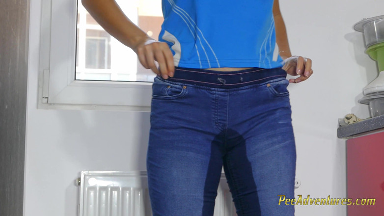Pee Adventures: Hago pis en mis jeans mientras preparo la cena