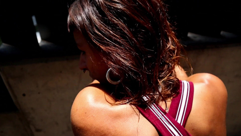 Magia Rosa: Avventura di sesso pubblico nei boschi della città