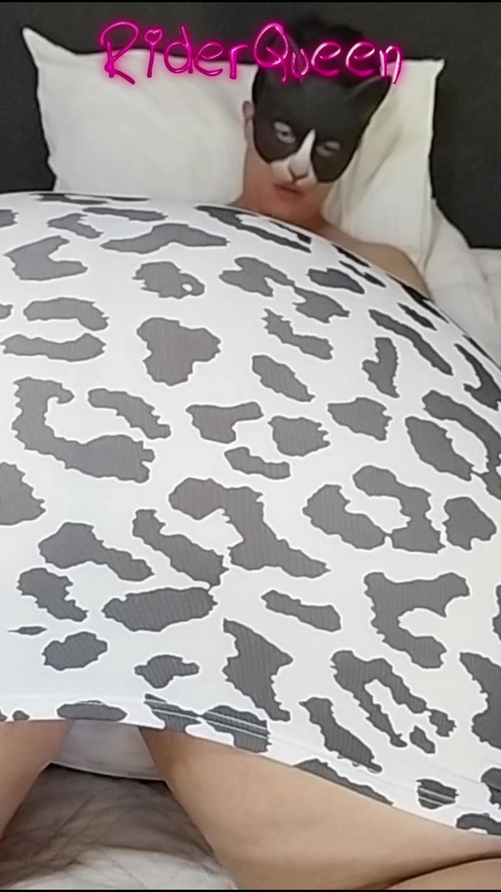 Only Riderqueen BBW Step Mom Latina Alone: Sucer une bite en levrette