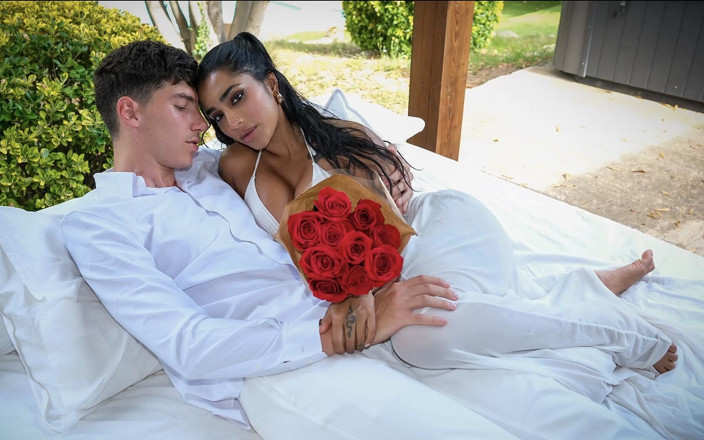 Yasmina and Brady: Jag Lät Min Man Knulla Min Röv På Alla HJärtans...