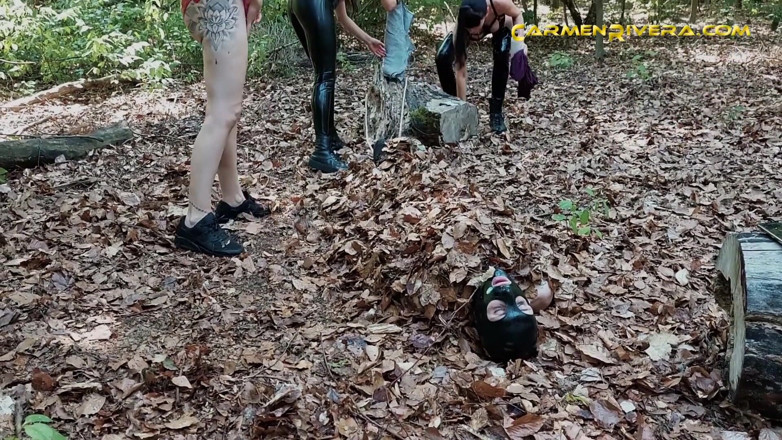 Carmen Rivera Entertainment: Green Piss - Актификисты климата