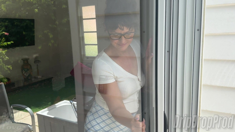 DripDrop Productions: Miss Molly Rose Love Sucks Her Neighbor's Teen's Milk Out!!