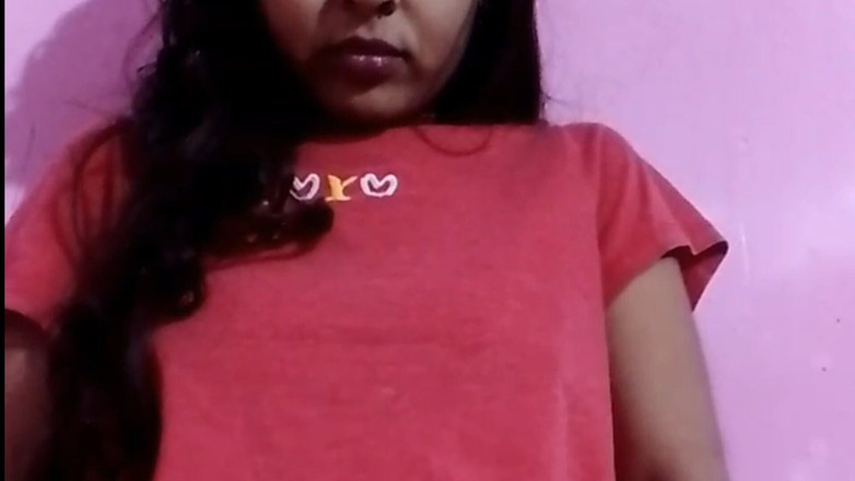 Divaya pussy: मेरी चूत से वीर्य निकला, मैंने भी खाया
