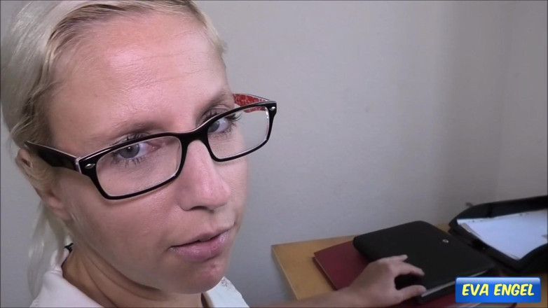 Eva Engel: Creampie, baise avec mon patron