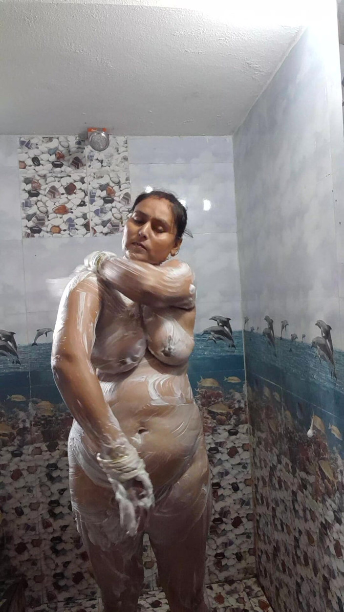 Puja555: Jawani Janeman